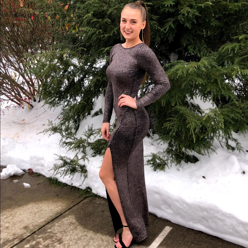 ✰ DRESS ✰